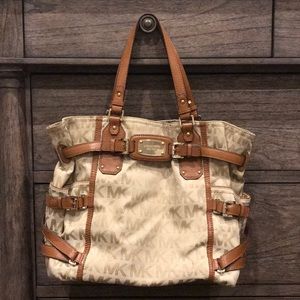 Michale Kors purse